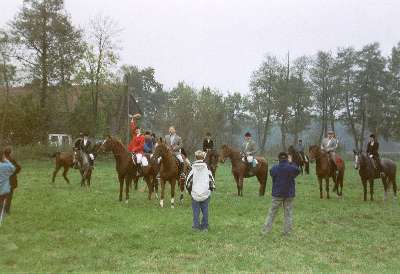 Fuchsjagd im Nachbardorf